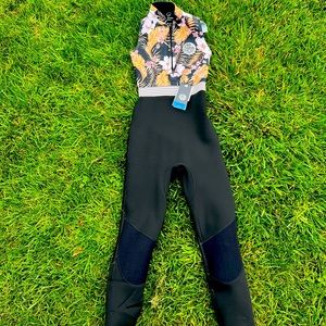 NWT Ripcurl Women’s Spring Suit Size 6